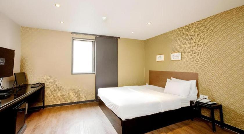 M7 Business Hotel Chilgok Eksteriør billede