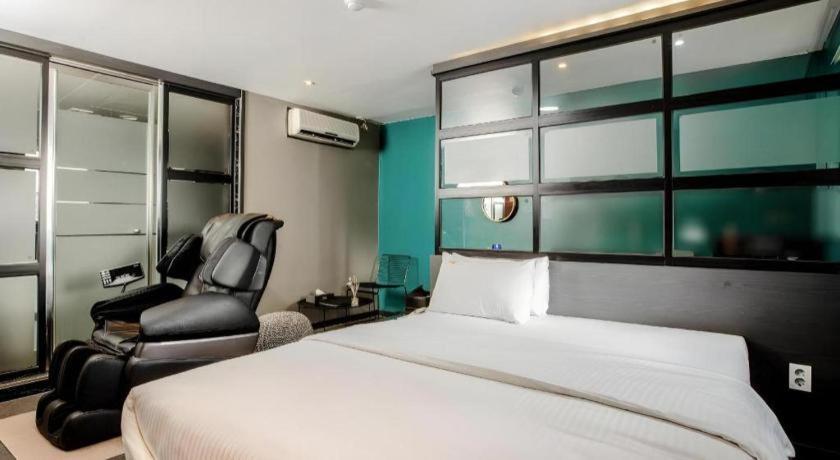 M7 Business Hotel Chilgok Eksteriør billede
